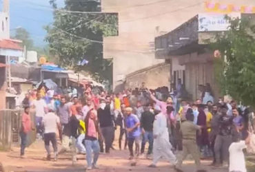 Communal tensions arise in Gujarat after stones pelted at a Bajrang Dal rally