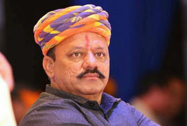 ગુજરાતમાં ભાજપના પાટીલ મરાઠી પ્રમુખ છતાં મુંબઈમાં ગુજરાતી ધારાસભ્ય સાથે અન્યાય!