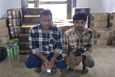 Liquor worth ₹8 lakh seized on Valsad highway raid,2 arrested, 8 on the run