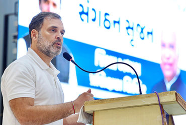 રાહુલ ગાંધીએ નેતાઓને વોટર લિસ્ટને લઈને નિર્દેશ આપ્યા, કહ્યું- ગાંધી-સરદારનું ગુજરાત હવે ભાજપ સામે લડશે
