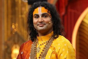 જાણીતા કથાવાચક અનિરુદ્ધચાર્ય વિવાદિત નિવેદન બાદ બેકફૂટ પર, કહ્યું વીડિયો સાથે ચેડાં થયા.