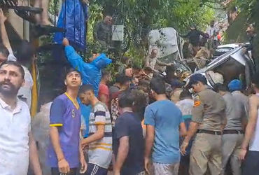 Two dead, 2 missing as torrential rain wreaks havoc in Himachal's Mandi