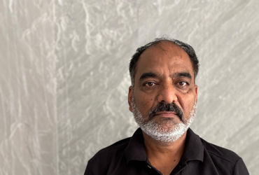 બિપિન દરજી પોલીસથી બચવા માટે USA SIM કાર્ડનો ઉપયોગ કરતો હતો.