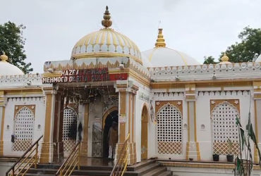 મહીસાગરના વીરપુરની દરગાહ પરથી સોનાનો કળશ ચોરાયો, ઈદના દિવસે જ ઘટનાની થઈ જાણ