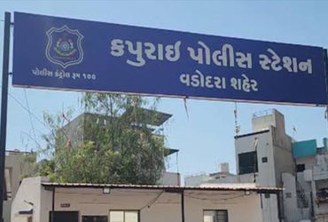 વડોદરા: સોમા તળાવ પાસે પૈસાની લેતીદેતીમાં બે પરિવારો વચ્ચે અથડામણ, ચાર વ્યક્તિઓને ઈજા. (Vadodara Crime)