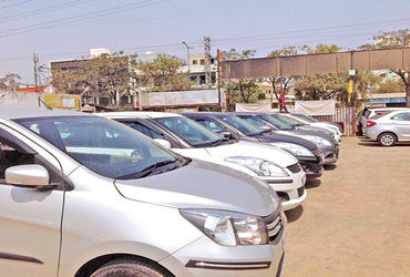 ઓગસ્ટમાં તહેવારો હોવા છતાં auto retail વેચાણમાં ધીમી વૃદ્ધિ જોવા મળી.
