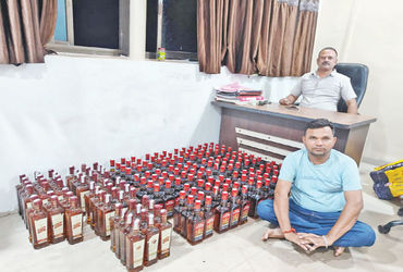 હળવદના ગોલાસણમાંથી ૨.૫૩ લાખના દારુ ઝડપાયો