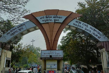 સુરતમાં 'મેડિકલ મિરેકલ': દર્દીનું બંધ પડેલું હૃદય 15 મિનિટ બાદ ફરી ધબકવા લાગ્યું, ડૉક્ટર્સ પણ રહી ગયા દંગ