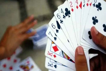 જામનગરમાં પટણીવાડ વિસ્તારમાં પોલીસનો જુગાર અંગે દરોડો: પાંચ પત્તા પ્રેમીઓ પકડાયા