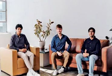 ઝુકરબર્ગનો રેકોર્ડ તૂટ્યો: ભારતીય યુવાને અબજોપતિ બની ઇતિહાસ રચ્યો.