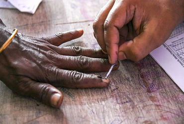 મતદાર વેરિફિકેશનની પ્રક્રિયામાં શિક્ષકો BLO તરીકે ગેરહાજર રહેશે તો ધરપકડ વૉરન્ટ ઈશ્યૂ થશે