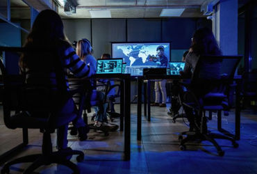 મની લોન્ડરિંગનું મોટું કૌભાંડ, સુરતમાંથી યુવકની ધરપકડ, 10 કરોડ યુએસડીટી પાકિસ્તાન મોકલ્યા | ગુજરાત સાયબર ક્રાઈમ દ્વારા પાકિસ્તાન સાથે જોડાયેલા ₹10 કરોડના ક્રિપ્ટો લોન્ડરિંગ રેકેટનો પર્દાફાશ