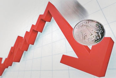 ડોલર ઉછળતા રૂપિયામાં કડાકો: ડોલર ઉંચામાં રૂ.89.96 સુધી પહોંચ્યો.