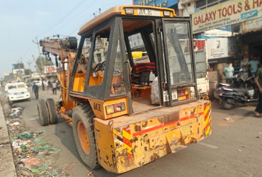 અમદાવાદમાં ચાંગોદર બ્રિજ નજીક બેફામ ક્રેનચાલકે રાહદારીને કચડ્યો, બાવળાના 54 વર્ષીય વ્યક્તિનું  મોત