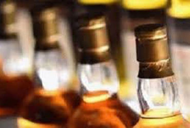 ચોટીલા પાસે બળદેવ હોટલમાંથી રૂ. 72 લાખનો દારૂ સાથે ટ્રક ચાલક પકડાયો.