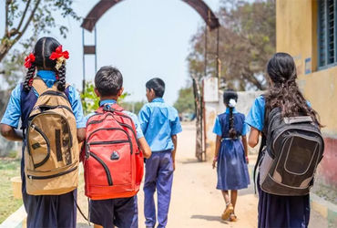 દેશની શિક્ષણ વ્યવસ્થા બદલતા નવા એજ્યુકેશન બિલનો વિરોધ: વિપક્ષ દ્વારા સરકારની ટીકા.