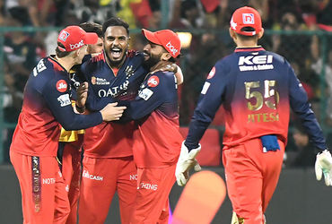 RCBના ક્રિકેટર યશ દયાલની દુષ્કર્મના આરોપમાં ધરપકડની શક્યતા, જયપુર કોર્ટે આગોતરા જામીન અરજી ફગાવી.