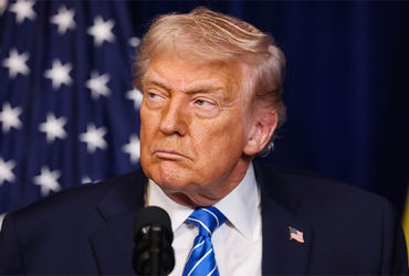 અમેરિકાનો વેનેઝુએલા પર હુમલો: ટ્રમ્પનો મોટો પ્લાન્ટ ખતમ કરવાનો દાવો.