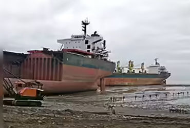 છેલ્લા 5 વર્ષમાં અલંગમાં આવતા શિપની સંખ્યામાં 41 ટકાનો ઘટાડો.