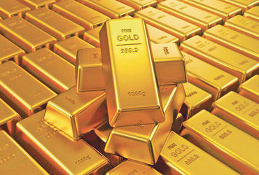 સોનામાં રૂ. 57,000 અને ચાંદીમાં રૂ. 1,45,000 નો વાર્ષિક ઉછાળો નોંધાયો.