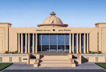 પગાર આખા વર્ષનો અને કામકાજ ફક્ત 22 દિવસ, બાકી આરામ, ગુજરાતના ધારાસભ્યો મૌજમાં!