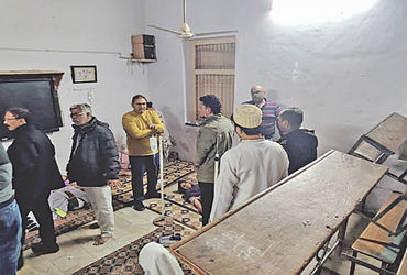 ધોળકાના કૌકા ગામે લગ્ન પ્રસંગમાં 38થી વધુ લોકોને ફૂડ પોઇઝનિંગની અસર થઈ.