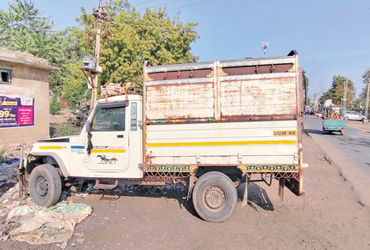 બોલેરો, પશુઓ સહિત ₹1.20 લાખનો મુદ્દામાલ જપ્ત, પોલીસ તપાસ શરૂ.