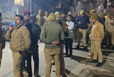 OMG! ગાઝિયાબાદમાં ઓનલાઇન ગેમની લતમાં 3 સગી બહેનોએ 9મા માળેથી મોતની છલાંગ લગાવી.