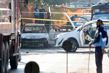 ઇસ્લામાબાદમાં શિયા મસ્જિદ પર ISISનો હુમલો, સુન્ની સંગઠને જવાબદારી સ્વીકારી, પાકિસ્તાનમાં તણાવ.