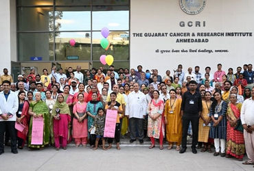 વિશ્વ કેન્સર દિવસની ઉજવણી: અમદાવાદનું GCRI બન્યું દેશનું વિશ્વસનીય કેન્સર સારવાર કેન્દ્ર, કેન્સરને માત આપનારા દર્દીઓનું મોમેન્ટો આપી સન્માન