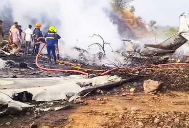 અજિત પવારના પ્લેન ક્રેશ મામલે DGCAની મોટી કાર્યવાહી, 15 ખાનગી એરલાઇન્સ પર 'સર્જિકલ સ્ટ્રાઈક'.