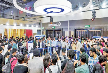 AI ઇનોવેશનનો ઉપયોગ ગામડાંની સમૃદ્ધિ વધારવા માટે જરૂરી છે: AI સમિટ, ટેકનોલોજી અને ઇનોવેશન પર ભાર.