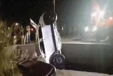 મથુરામાં ભીષણ અકસ્માત, કાર નહેરમાં ખાબકતાં લગ્નમાંથી પાછા આવતાં 4 મિત્રોના કરુણ મોત