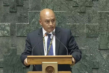 શિલોંગના MP Ricky AJ Syngkonનું ફૂટબોલ રમતાં હાર્ટ એટેકથી દુઃખદ નિધન, રાજકારણમાં શોકની લાગણી.