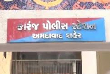 ડાયવોર્સ બાબતે વકીલે તેના જુનિયર વકીલો સાથે મળી યુવકને માર માર્યો