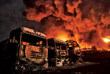 ઈરાન યુદ્ધથી ક્રૂડ માટે દુનિયા અને પાણી માટે ખાડી દેશો વલખાં મારશે: સંકટની પરિસ્થિતિ.