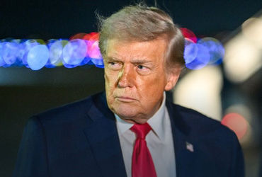 ટ્રમ્પનો યુ-ટર્ન: યુદ્ધવિરામ અંગે પહેલાં 'ના', પછી 'યુદ્ધ ખતમ થવું જોઈએ'.