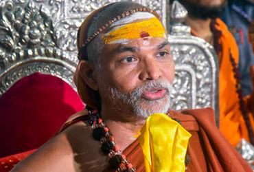 શંકરાચાર્યએ બનાવી 'ચતુરંગિણી સેના'! રોકો, ટોકો અને ઠોકોનો નારો, હાથમાં ફરસી લઈને ફરશે 'સનાતની સૈનિકો'