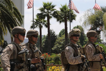 શાંતિ વાતો વચ્ચે, હજારો સૈનિકો Middle East રવાના, ટ્રમ્પના ઈરાદા 'ખતરનાક'?