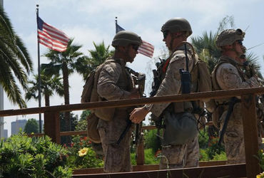 ઈરાન ફરતે USનો 'ચક્રવ્યૂહ': મિડલ ઈસ્ટમાં 3,500 મરીન સૈનિકોની એન્ટ્રી, ખાર્ગ આઈલેન્ડ પર ખતરો.