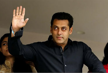 સલમાન ખાનની WAR ફિલ્મમાં શાંતિનો સંદેશો ઉમેરાયો.