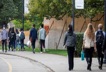 US માં અભ્યાસ કરવા જતા ભારતીય વિદ્યાર્થીઓની સંખ્યામાં ૬.૯ ટકાનો ઘટાડો નોંધાયો.