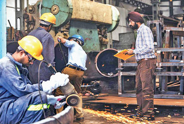 MSME માટે 'ઈમરજન્સી લોન' ફાળવવા CIIની મદદની માંગણી.