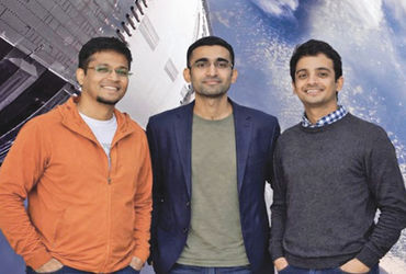 ઇલોન મસ્કે xAIમાં ભારતીય મૂળના ત્રણ યુવાનોને ટોચની નોકરીઓ આપી.