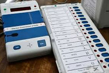 ચૂંટણીમાં 14થી વધુ ઉમેદવાર હોય તો 2 EVM મુકવા પડશે: ચૂંટણી તંત્રની તૈયારી.