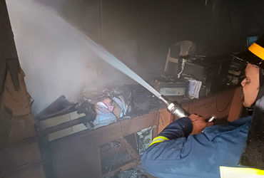 જામનગર જિલ્લા પંચાયતમાં આગનું તાંડવ: આરોગ્ય વિભાગની કચેરીમાં શોર્ટ સર્કિટથી લાખોનું નુકસાન