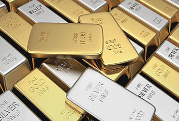 અખાત્રીજથી અખાત્રીજ: સોનામાં રૂ.58000 અને ચાંદીમાં રૂ.161000 નો વધારો (increase) નોંધાયો.