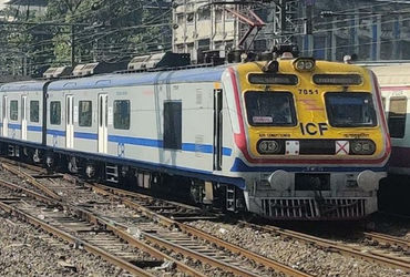 ચોમાસા અગાઉ રેલવે વિભાગનો મોટો નિર્ણય, દક્ષિણ ભારત તરફ જતી 24 ટ્રેનોના સમય બદલાયા