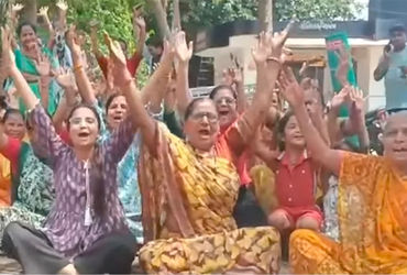 વૃંદાવનનગરમાં નવા શાક માર્કેટના બાંધકામ સામે રહીશોનો વિરોધ | Residents protest against construction of new vegetable market in Vrindavannagar વૃંદાવનનગરમાં નવા શાક માર્કેટના બાંધકામ સામે રહીશોનો વિરોધ | Residents protest against construction of new vegetable market in Vrindavannagar