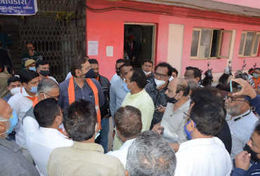 જામનગર મહાનગરપાલિકાની ચૂંટણીમાં ઉમેદવારો પત્રો ભરવા માટેના ...